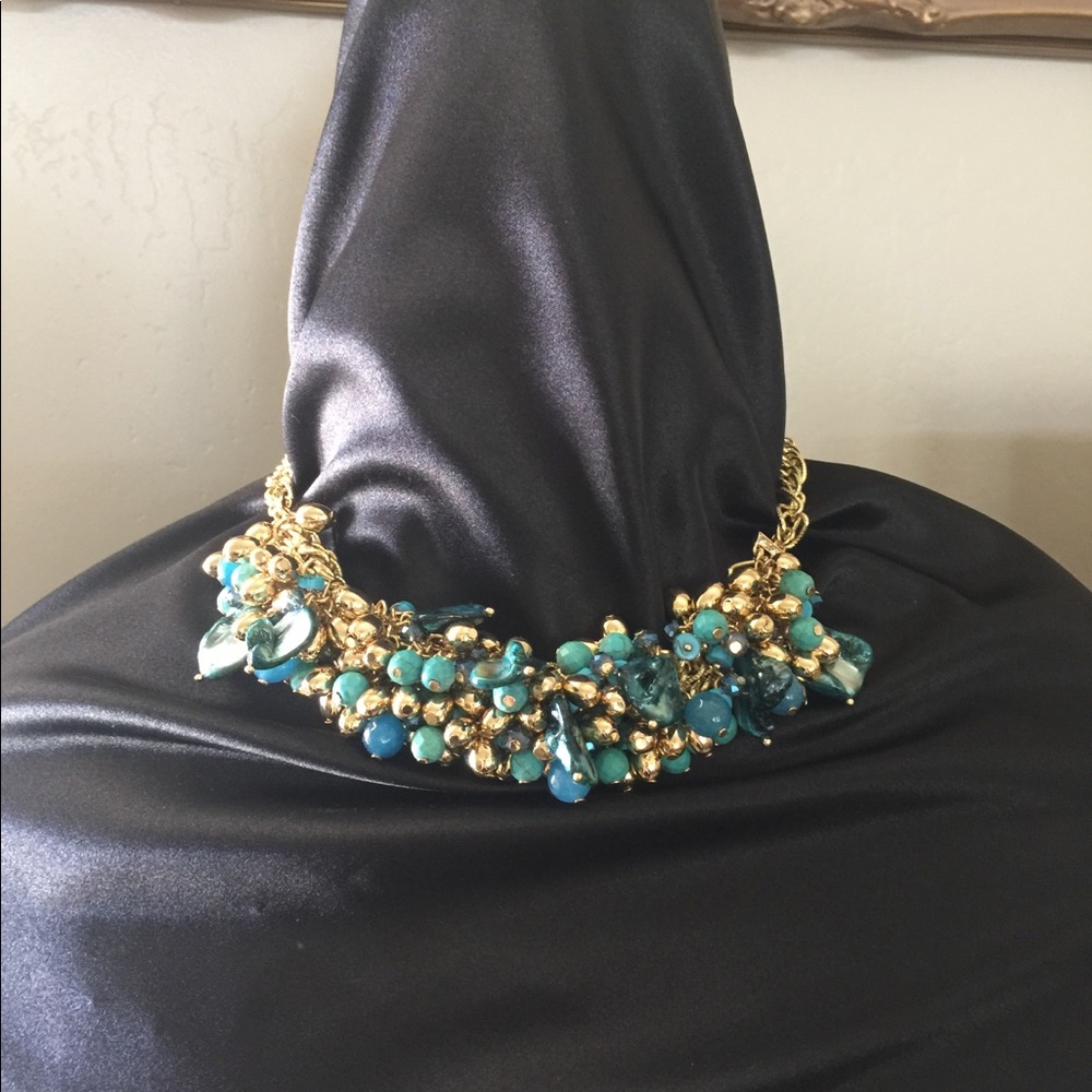 Turquoise tone necklace